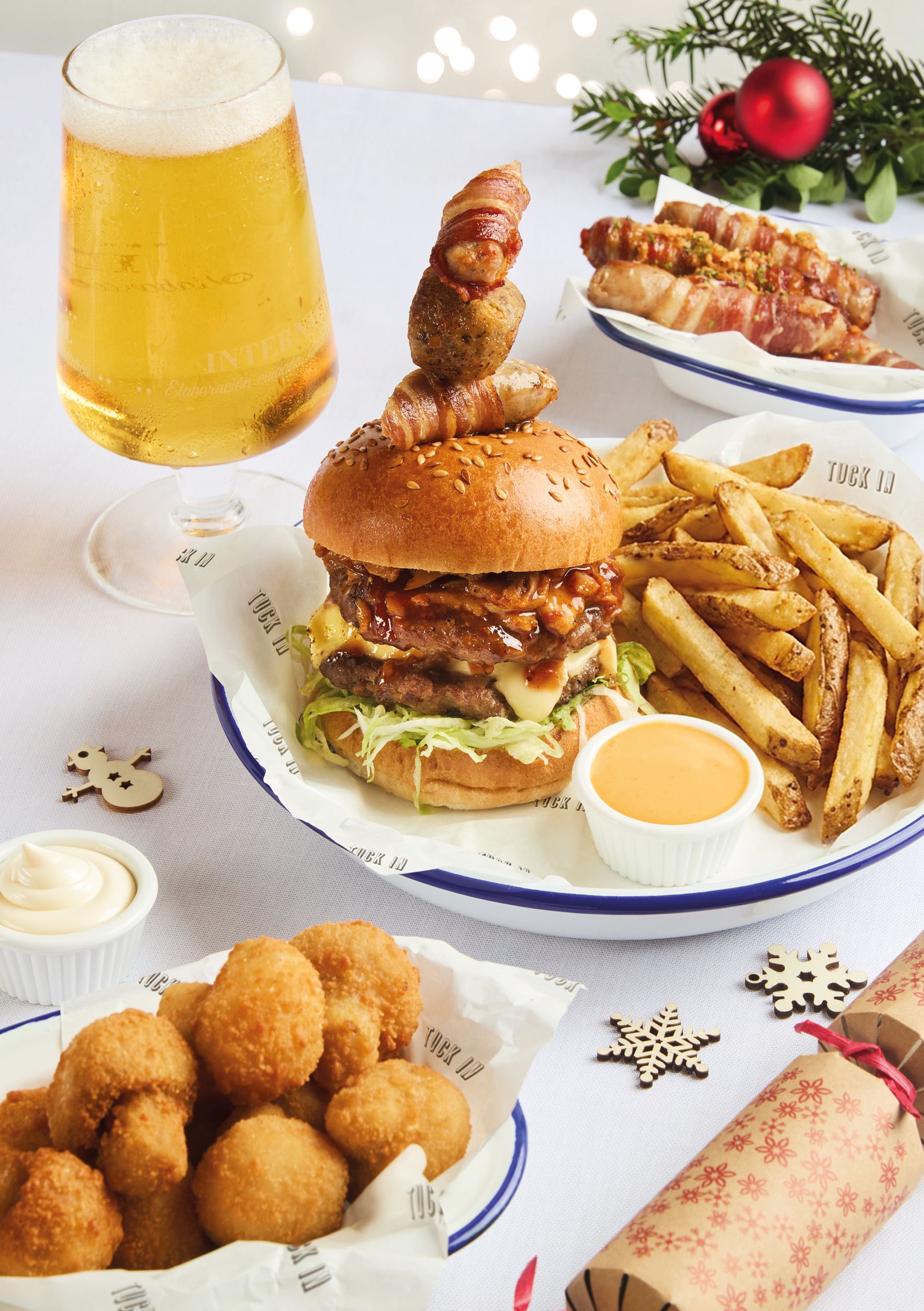 Festive Lunch & Dinner at The Ten Lock Flight in Runcorn